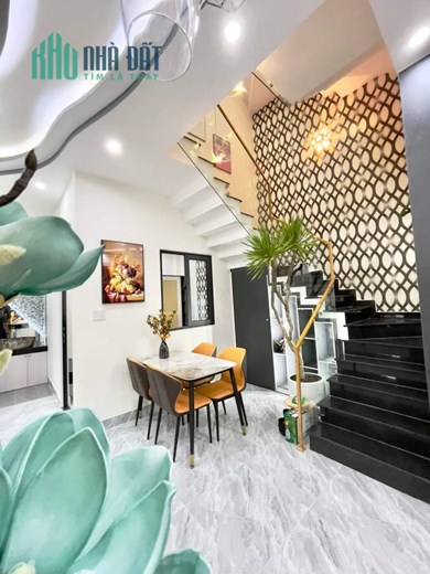 Chính chủ cần bán nhà 3 tầng 2 mặt kiệt Ô TÔ K388 đường Tô Hiệu