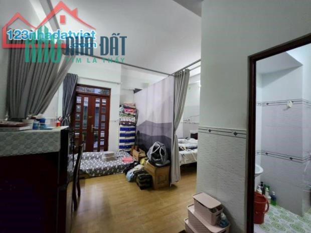 TÔI CHÍNH CHỦ CẦN BÁN NHÀ MẶT TIỀN PHẠM VĂN CHIÊU PHỦ HỢP KINH DOANH NHỈNH 5 TỶ