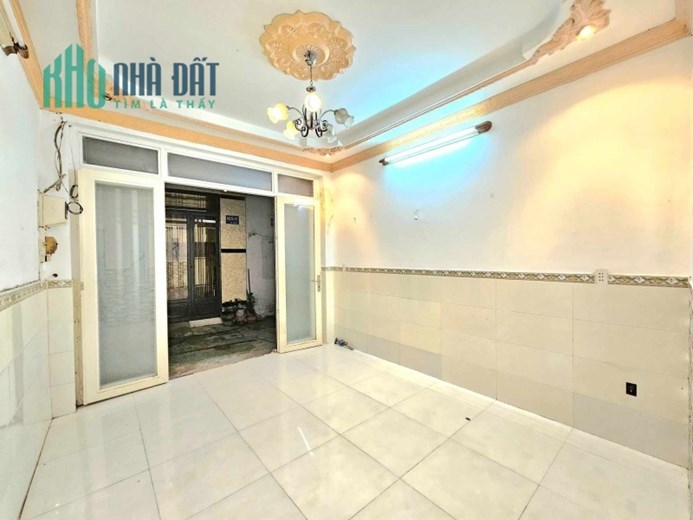 Bán Nhà Phan Huy Ích Siêu Thị Emart Gò Vấp 30m2 giá 3 tỷ 3 Hẻm Xe Hơi