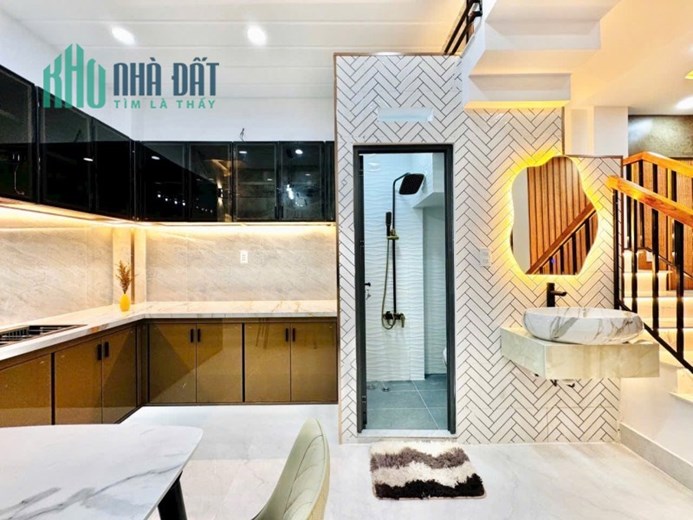 Bán Nhà Phan Huy Ích Mới Đẹp 3 Tầng 3 Phòng Ngủ Hẻm Xe Hơi giá 5 Tỷ 1