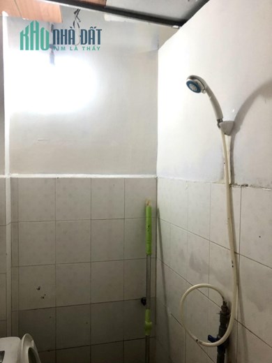 HOT HOT NHÀ TRẦN VĂN ĐANG, P11, Q3, DT:18M2 GIÁ 2TY4 CÒN TL