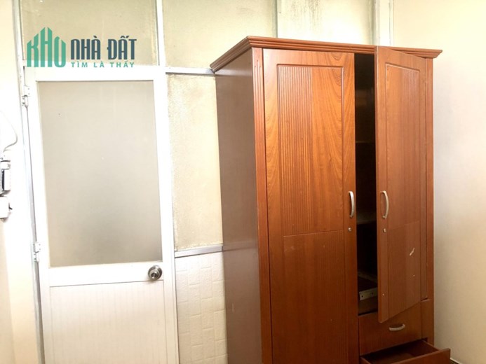 HOT HOT NHÀ TRẦN VĂN ĐANG, P11, Q3, DT:18M2 GIÁ 2TY4 CÒN TL