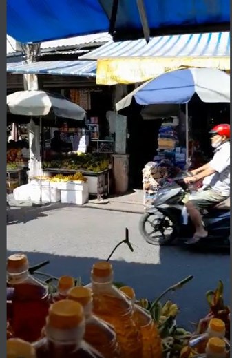 CẦN SANG LẠI CỬA HÀNG ĐÃ KINH DOANH 10 NĂM ĐỂ XUẤT CẢNH, NẰM NGAY CHỢ BÀ HOA, P11, TÂN BÌNH.