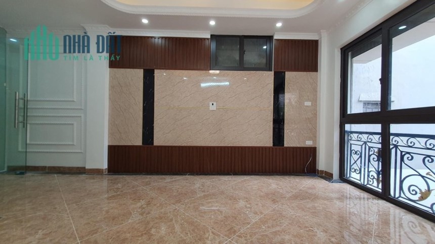 Bán nhà Thuỵ Khuê, Tây Hồ, hiếm, 7 tầng thang máy, 3 bước ra phố, trước nhà cực thoáng, 40m2/9 tỷ