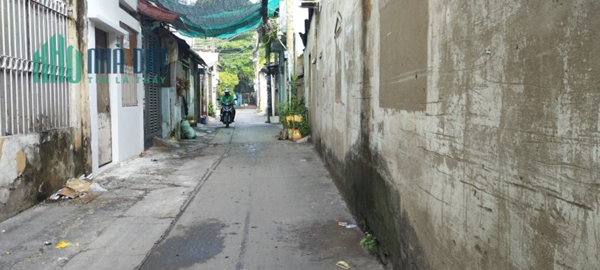 Bán Gấp Nhà nát hẻm 4.5m, Minh Phụng Phường 9, 40m2, SHR, sổ A4, CHỈ 3.5 tỷ còn TL bớt lộc