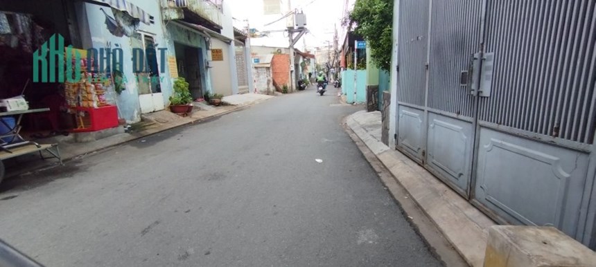 Bán Gấp Nhà nát hẻm 4.5m, Minh Phụng Phường 9, 40m2, SHR, sổ A4, CHỈ 3.5 tỷ còn TL bớt lộc