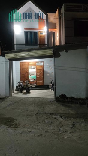 Chính chủ cần bán Nhanh Căn Nhà 2 tầng ( Nhà mới Tinh, vừa ở được vài tháng ) Thuộc Xã Phượng Lâu -