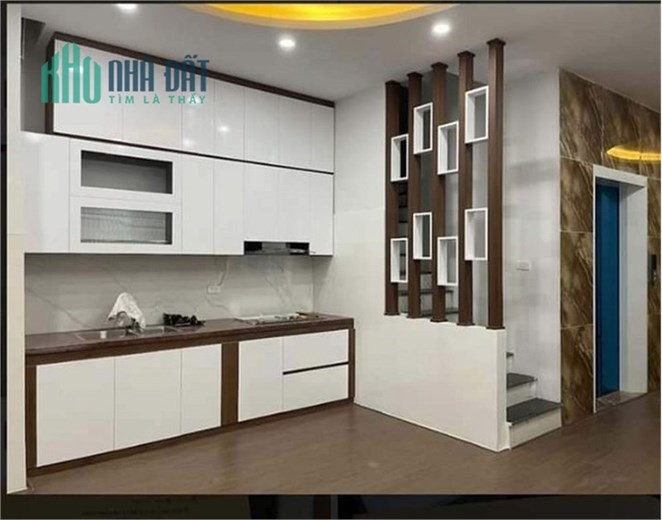 Bán Nhà Cực Hiếm Thái Hà, Đống Đa, Hà Nội, GaRa Ô TÔ, 5 Tầng Thang Máy, Diện Tích 52m2, MT: Hơn 5m,