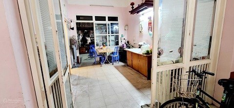 CHỦ MÓT BÁN GIẢM CHÀO 400TR GIÁ MỚI 4.3 TỶ - TẬP THỂ TẦNG 1 MẶT NGÕ 395 BẠCH MAI
