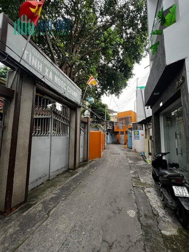 BÁN NHÀ GẦN ĐƯỜNG LÊ QUANG ĐỊNH DT: 78M2 GIÁ 3TY9 CÒN TL.