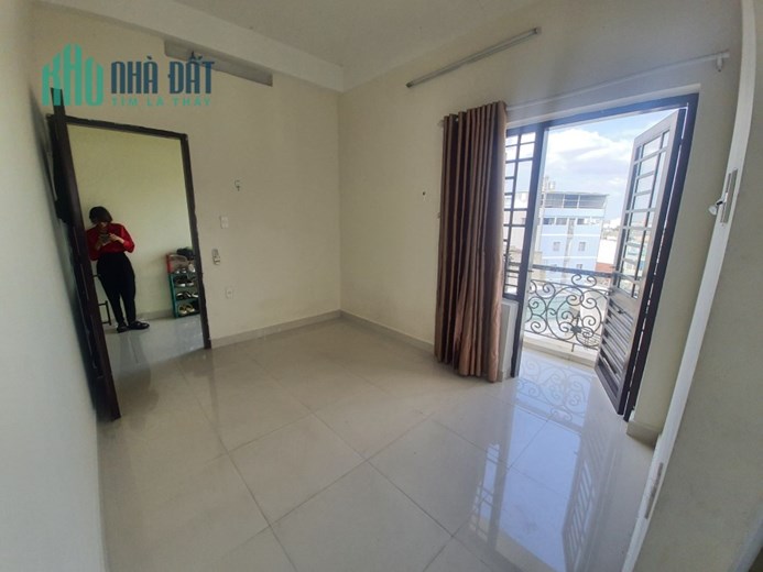 CHO THUÊ PHÒNG TRỌ, PHÒNG NỘI THẤT, GIÁ RẺ. MẶT TIỀN TRẦN BÁ GIAO, P5, GẦN TRUNG TÂM GÒ VẤP