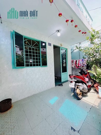 Hẻm xe hơi Ngang 4.75 x 25m Đoàn Văn Bơ Q4 - 2 tấm có 70 triệu m bank cho vay 5 tỷ