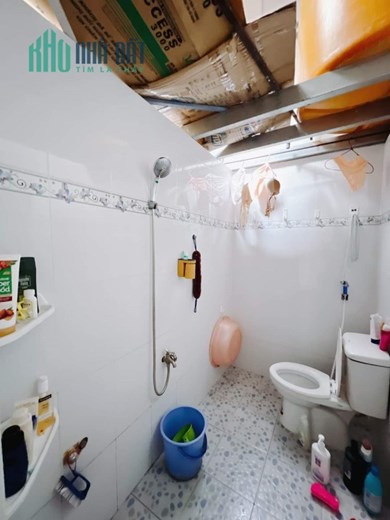 Hẻm xe hơi Ngang 4.75 x 25m Đoàn Văn Bơ Q4 - 2 tấm có 70 triệu m bank cho vay 5 tỷ