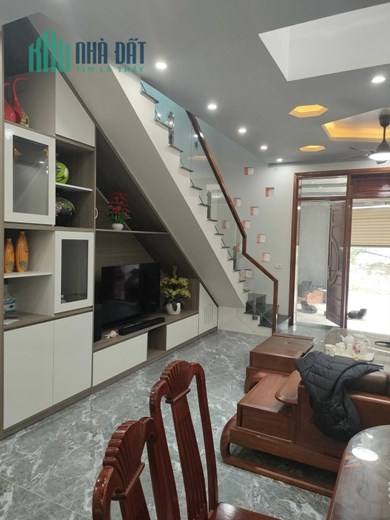 Chính chủ cần bán Nhanh Căn Nhà 2 tầng ( Nhà mới Tinh, vừa ở được vài tháng ) Thuộc Xã Phượng Lâu -