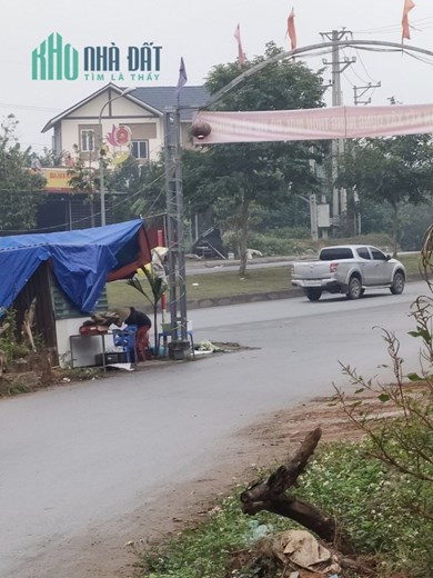 Chính chủ cần bán Nhanh Căn Nhà 2 tầng ( Nhà mới Tinh, vừa ở được vài tháng ) Thuộc Xã Phượng Lâu -