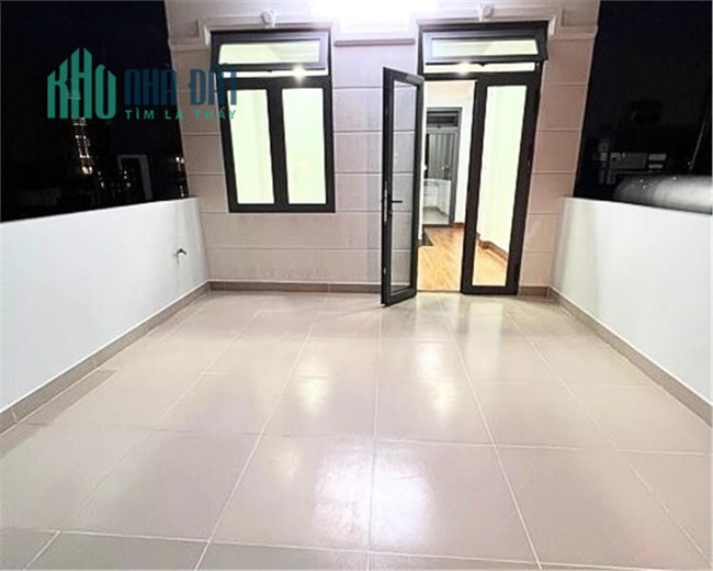 BÁN Ngôi Nhà Hoàn Hảo - Sang Trong, Trung Tâm QUẬN 12!"