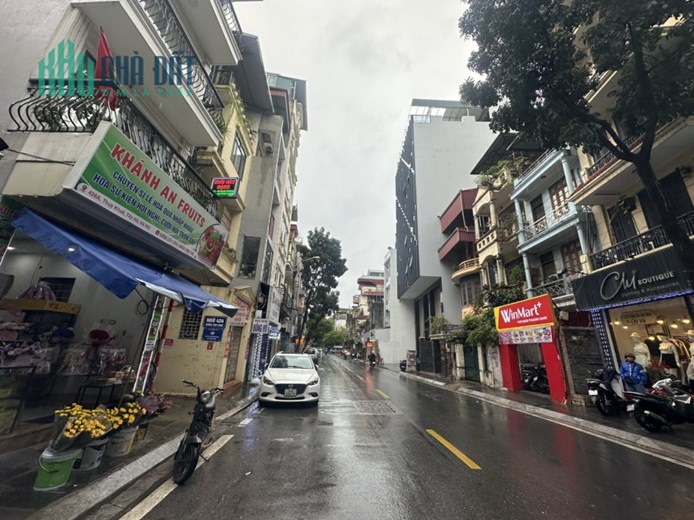 O9 2628 5559  Bán nhà Thuỵ Khuê 83m², 3 tầng, mt 8m, giá 12.6tỷ Tây Hồ. Xem thoải mái miễn phí gọi