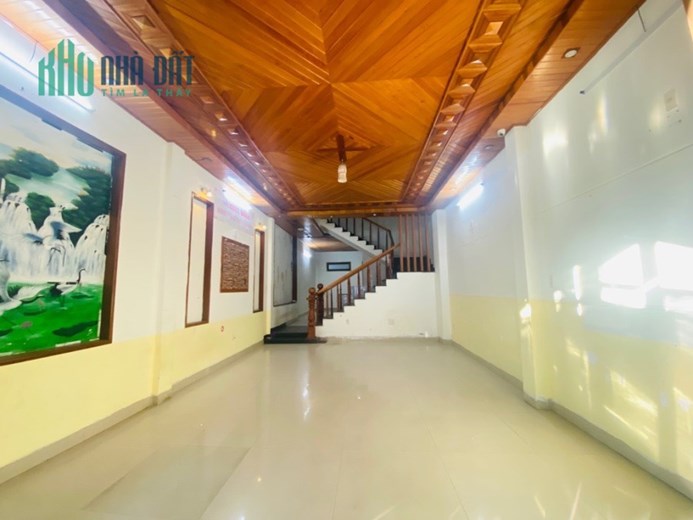 SIÊU PHẨM 3 TẦNG- MẶT TIỀN KINH DƯƠNG VƯƠNG- TRỤC ĐƯỜNG KINH DOANH SẦM UẤT.