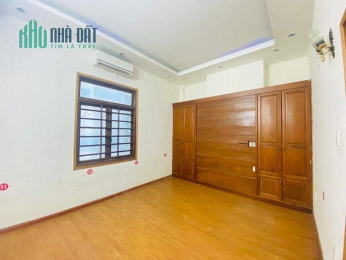 SIÊU PHẨM 3 TẦNG- MẶT TIỀN KINH DƯƠNG VƯƠNG- TRỤC ĐƯỜNG KINH DOANH SẦM UẤT.