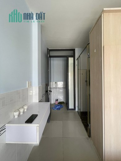 Nhà gần AEON Tân Phú, 1trệt 2lầu, 2 phòng ngủ, hẻm xe hơi, giá 2.7 tỷ thương lượng