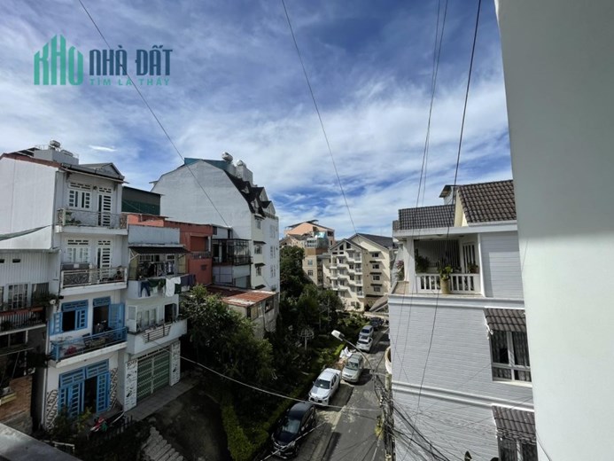 Bán chung cư Phan Đình Phùng Đà Lạt sổ riêng, có ban công