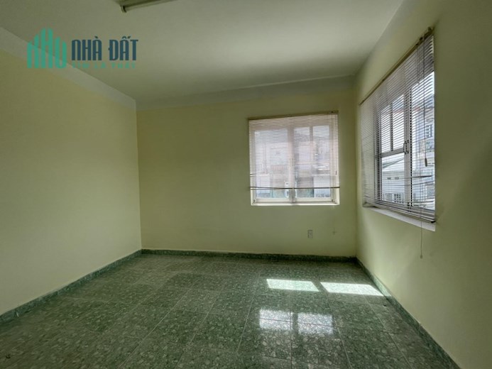 Bán chung cư Phan Đình Phùng Đà Lạt sổ riêng, có ban công