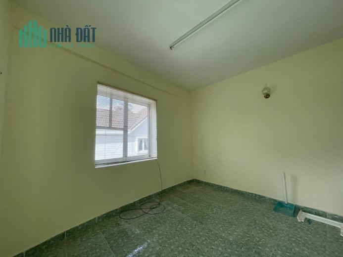 Bán chung cư Phan Đình Phùng Đà Lạt sổ riêng, có ban công