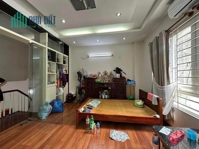 Siêu Hiếm Bán nhà Lô góc ngõ 39 Hồ Tùng Mậu, Cầu Giấy 38m2, 5tầng chỉ với 5tỷ