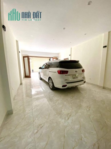 Bán nhà Nguyễn Văn Cừ,Long Biên 55m2,Mt5m,thang máy,oto đua hơn 12 tỷ