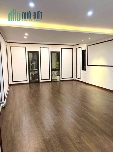 Bán nhà Nguyễn Văn Cừ,Long Biên 55m2,Mt5m,thang máy,oto đua hơn 12 tỷ