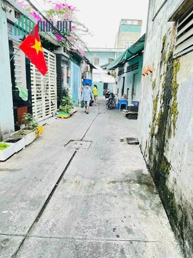 GIẢM 400TR Bán Gấp Nhà Ấp Chiến Lược Bình Tân HXH Đỗ Cửa 48m2 ,2 Tầng Nhỉnh 3 tỷ