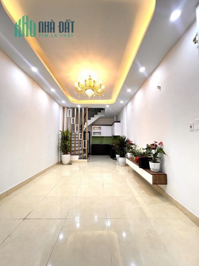 BÁN NHÀ SIÊU PHẨM ĐẸP MẶT NGÕ Ô TÔ KINH DOANH TÔN ĐỨC THẮNG 35M2 x 4T HƠN 5 TỶ