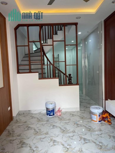 - Bán nhà 5 tầng xây mới như hình - giá 4 tỷ/ 1 căn (có bớt ạ)