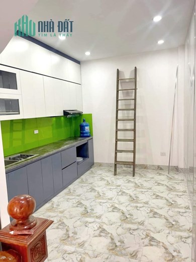 - Bán nhà 5 tầng xây mới như hình - giá 4 tỷ/ 1 căn (có bớt ạ)