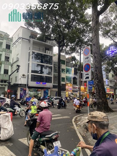 -9TỶ Bớt Lộc-NHÀ HẺM XE HƠI-15M Ra Mặt Tiền-BÀ HẠT Q10, 3Tầng-Ngang5.3m Không Có Căn Thứ 2