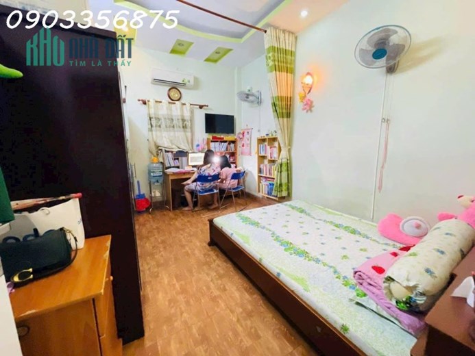 -9TỶ Bớt Lộc-NHÀ HẺM XE HƠI-15M Ra Mặt Tiền-BÀ HẠT Q10, 3Tầng-Ngang5.3m Không Có Căn Thứ 2