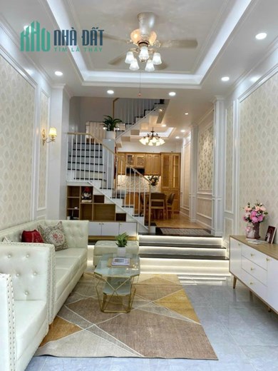 Cần bán gấp nhà  GIÁ NGỘP TRƯỜNG CHINH QUẬN 12, DT 67.3m2, 4.15x16.2m giá chỉ 3.050 tỷ.