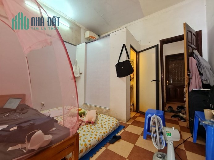 Bán Nhà Phố Chùa Láng Quận Đống Đa. 63m Mặt Tiền 4.3m Nhỉnh 13 Tỷ. Cam Kết Ảnh Thật Mô Tả Chính