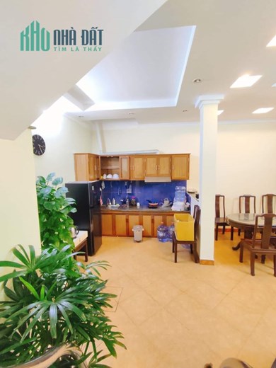 Bán gấp căn nhà phố Võng Thị, Tây Hồ - giá 5,65 tỷ bác nào mua k ạ ‼️