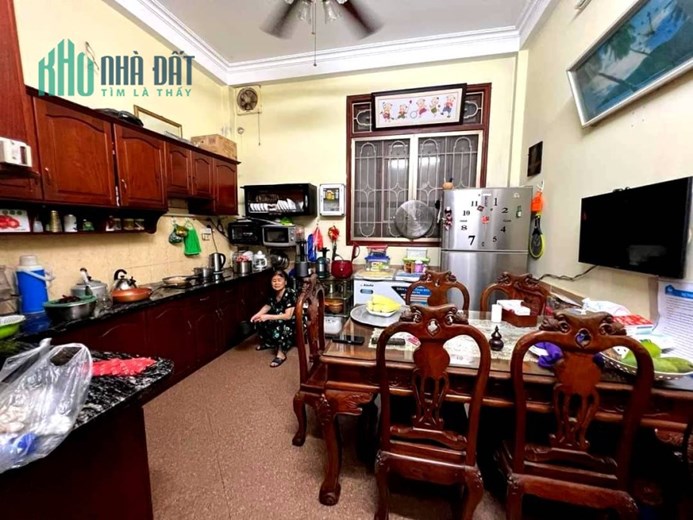 Bán Nhà Phố Trường Chinh Quận Đống Đa. 59m Xây 5 Tầng Mặt Tiền 4m Nhỉnh 10 Tỷ. Cam Kết Ảnh Thật Mô