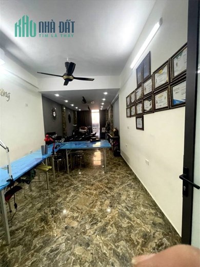 Bán Nhà Phố Trường Chính Quận Đống Đa. 78m Xây 6 Tầng Nhỉnh 11 Tỷ. Cam Kết Ảnh Thật Mô Tả Chính