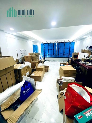 Bán Nhà Mặt Phố Trường Chính Quận Đống Đa. Sổ 31m Thực Tế 35m Xây 6 Tầng Mặt Tiền 4m Nhỉnh 17 Tỷ.