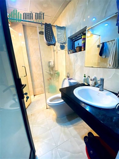 Bán Nhà Mặt Phố Trường Chính Quận Đống Đa. Sổ 31m Thực Tế 35m Xây 6 Tầng Mặt Tiền 4m Nhỉnh 17 Tỷ.
