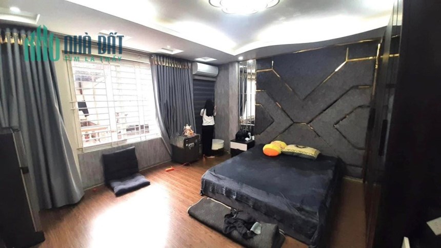 Bán Nhà Phố Chùa Láng Quận Đống Đa. 64m Mặt Tiền 5m Nhỉnh 10 Tỷ. Cam Kết Ảnh Thật Mô Tả Chính Xác.