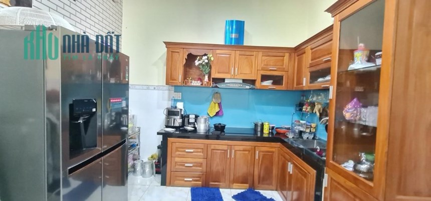 Bán nhà mặt tiền đường số 10 Hiệp Bình Phước Thủ Đức, 85m2, 4 tầng, giá chỉ hơn 7 tỷ.