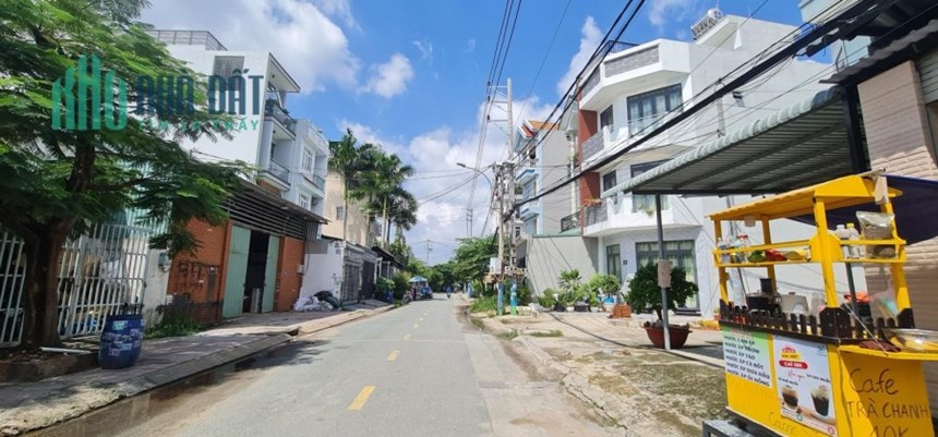 Bán nhà mặt tiền đường số 10 Hiệp Bình Phước Thủ Đức, 85m2, 4 tầng, giá chỉ hơn 7 tỷ.