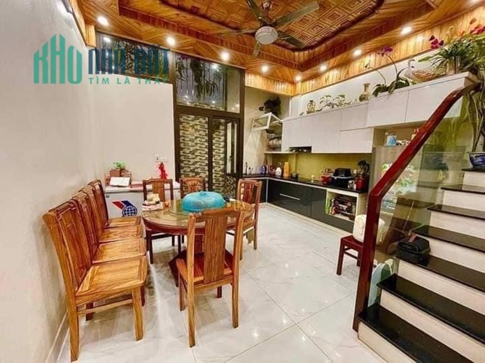 Bán nhà Thuỵ Phương, Từ Liêm Nhà Mới Sát Ô Tô, 35m2 5 Tầng, MT 5m, 3.3 Tỷ. 0965283789