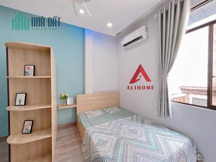 Bán Nhà HXH Hoàng Hoa Thám, Tân Bình, 212m2, Ngang 10m, Dòng Tiền 50tr, Nhỉnh 17 Tỷ TL.