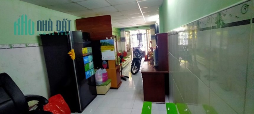 Ngộp Bank nhà Minh Phụng Quận 6 40m2 2 tầng nhỉnh 3 tỷ.