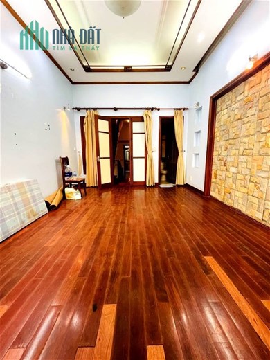 Bán Nhà Phố Hoàng Cầu Quận Đống Đa. 71m Xây 5 Tầng Mặt Tiền 4m Nhỉnh 16 Tỷ. Cam Kết Ảnh Thật Mô Tả
